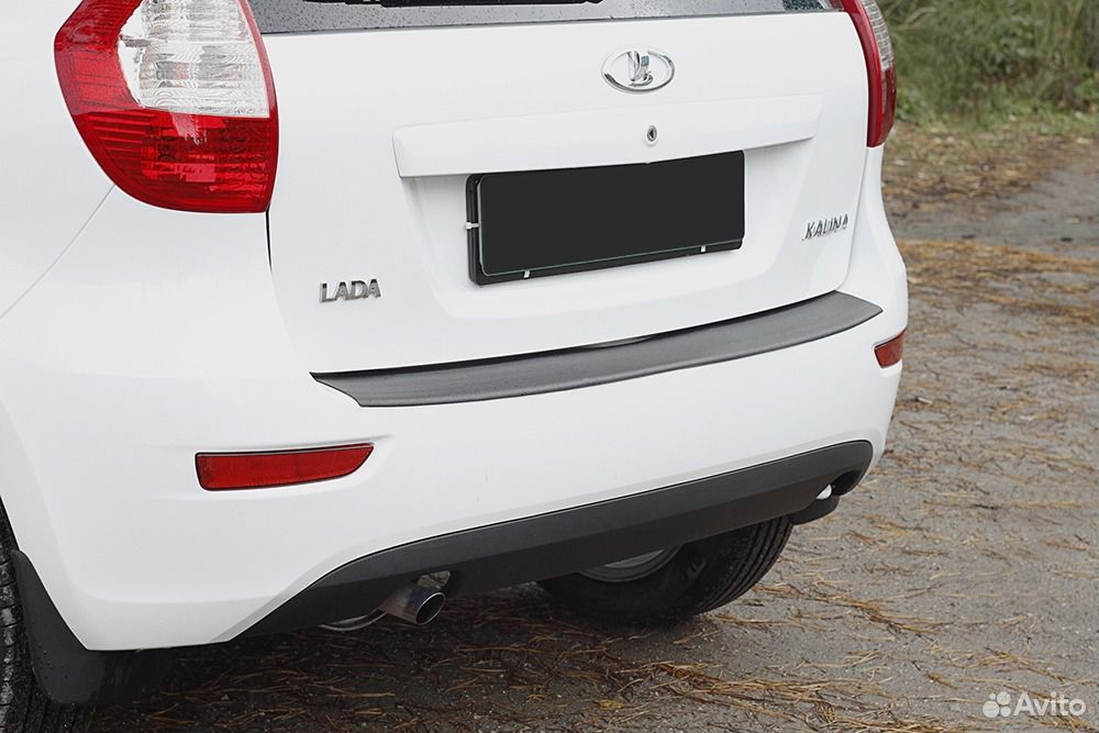 Пластиковая накладка на бампер Lada Kalina II (хэт