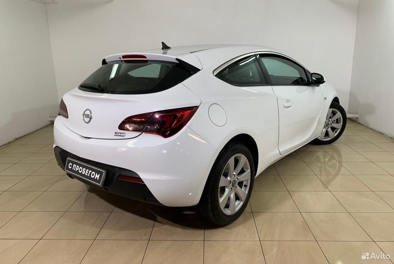 Opel Astra GTC `2013