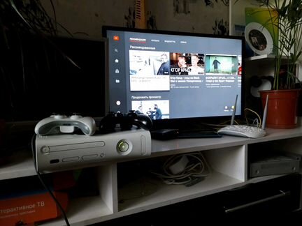 Xbox360(2геймпада+игры)