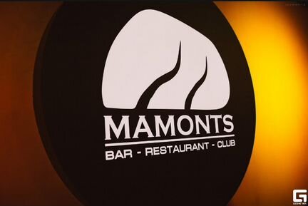 Mamonts Bar