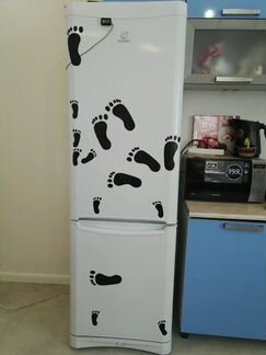Холодильник Indezit