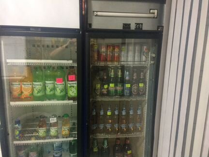 Холодильные шкафы и холодильная витрина