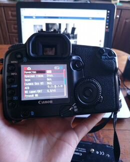Canon 30D+ батарейный блок