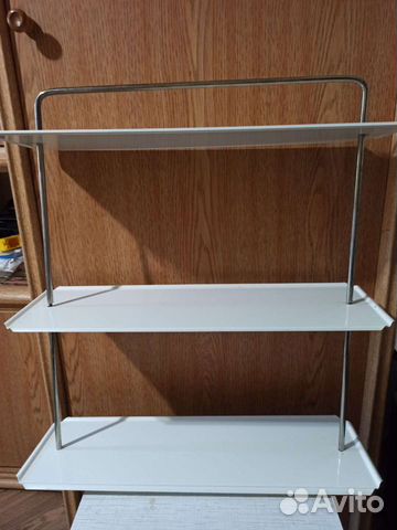 Полка настенная металлическая