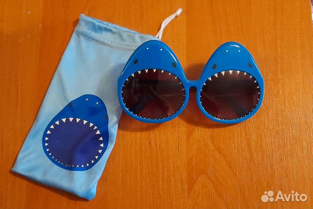 Солнцезащитные очки детские новые
