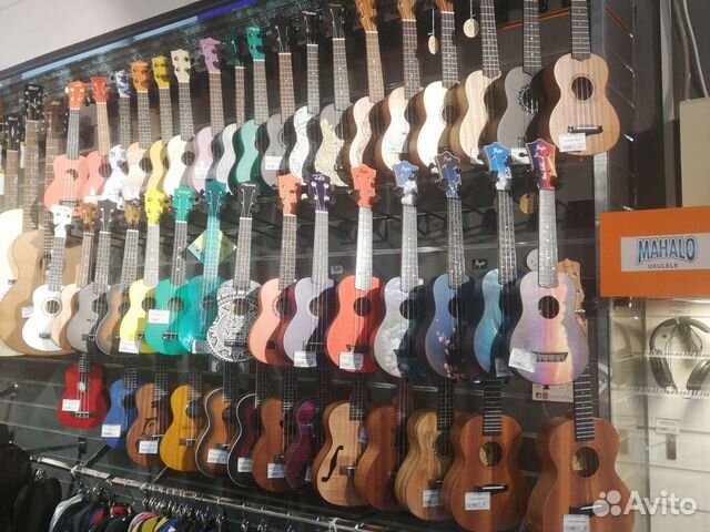 Укулеле (гавайская гитара) новая