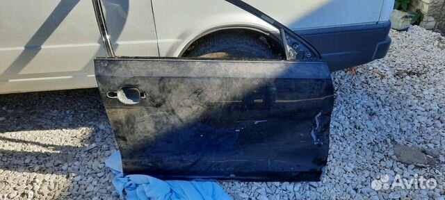 Передняя правая дверь jetta 6