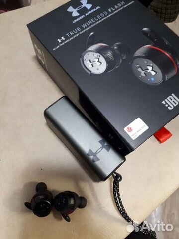 ua true wireless flash