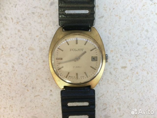 Часы СССР Полет механические с боковым календарем