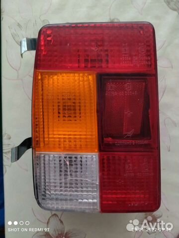 Задняя левая фара