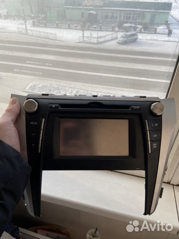 Штатная магнитола на toyota camry 55