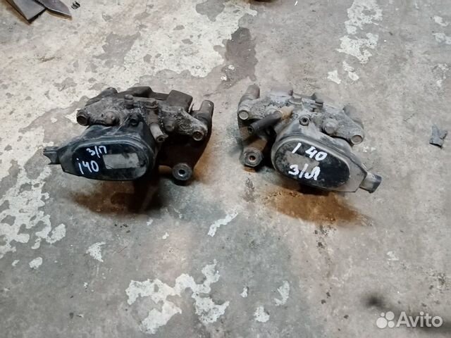 Суппорт задний левый на Хендай I40/ 2014 год