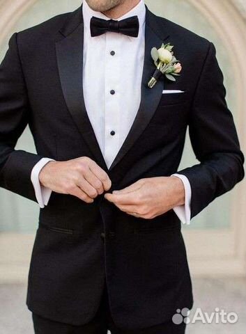 Черный мужской костюм на свадьбу