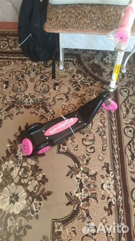 Самокат детский трехколесный новый