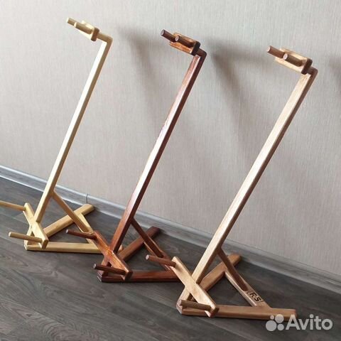 Стойка для гитар