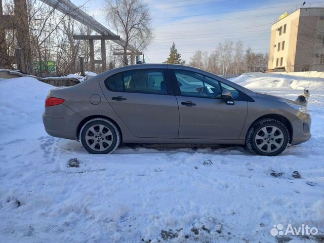 Peugeot 408 1.6 МТ, 2014, 99 360 км