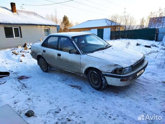 Toyota Corolla 1.6 AT, 1988, битый, 200 000 км