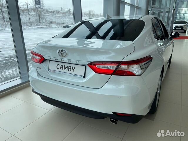 Toyota Camry 2.5 AT, 2022