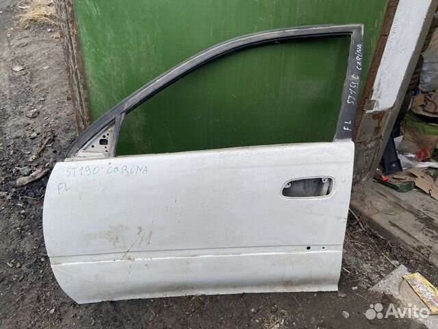 Дверь перняя лева карина AT 190