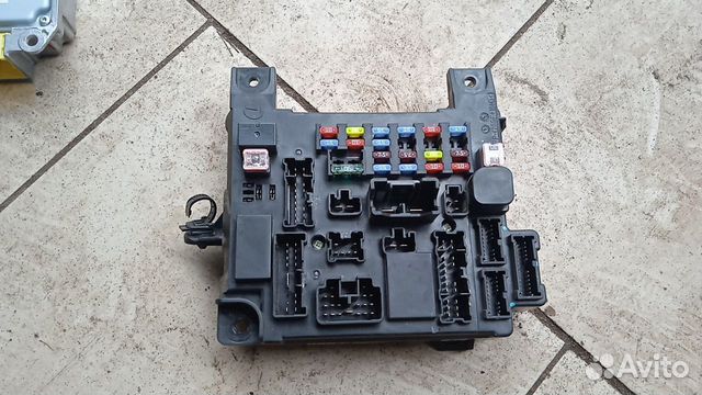 Блок предохранителей реле mitsubishi asx lancer 10