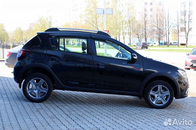 Renault Sandero Stepway 1.6 AT, 2021, 1 км