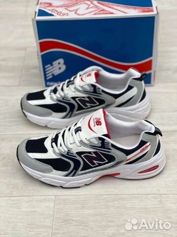 136. Кроссовки New balance