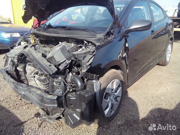 Дверь капот фара бампер Hyundai Solaris 1.4 AT Дверь капот фара бампер Hyundai Solaris 1.4 AT