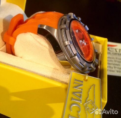 Швейцарские часы Invicta Bolt