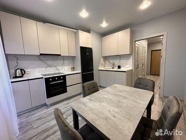 

2-к. квартира, 65 м², 8/24 эт.