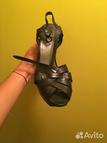Босоножки Stuart Weitzman Босоножки Stuart Weitzman