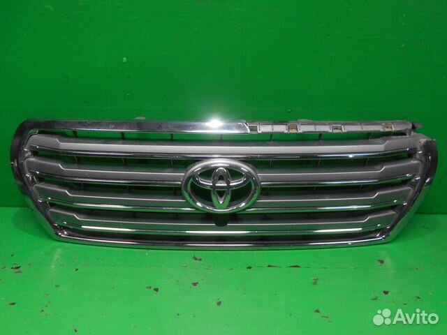 Решетка радиатора Toyota Land Cruiser 200 12-15 г Решетка радиатора Toyota Land Cruiser 200 12-15 г