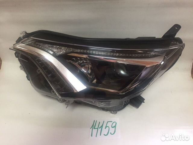 Toyota Rav4 Фара галогенная LED левая