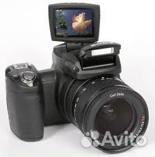 Sony Cyber-shot DSC-R1