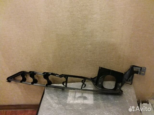 Крепление крыла BMW X5 E70,BMW X6 E71 правое Крепление крыла BMW X5 E70,BMW X6 E71 правое