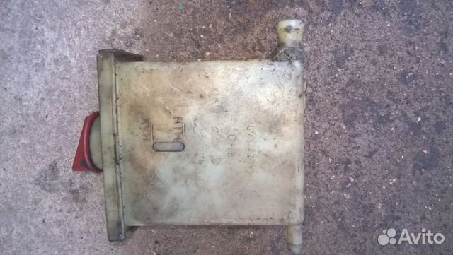 Бачок гур Фольксваген Гольф-2 / Джетта-2 Бачок гур Фольксваген Гольф-2 / Джетта-2