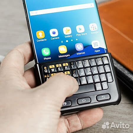 Чехол-клавиатура для Galaxy S7 Keyboard Cover нов