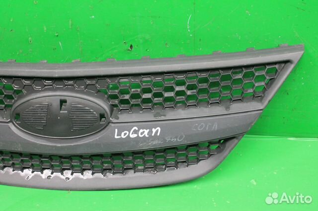 Решетка радиатора Lada Largus 12 г