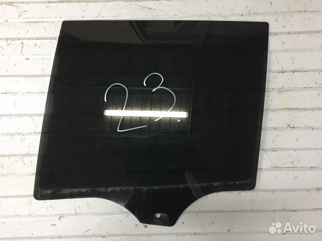 Стекло заднее левое для BMW X5 F15 Стекло заднее левое для BMW X5 F15