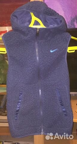 Куртка Nike размер XS Куртка Nike размер XS