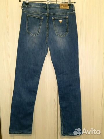 Джинсы женские Guess Джинсы женские Guess