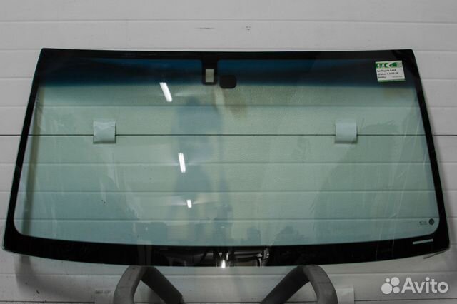 Лобовое стекло Lexus LX 470 Лексус Эликс 470