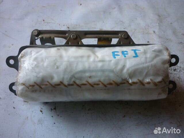 Подушка в торпедо Ford Focus 98-04 Подушка в торпедо Ford Focus 98-04