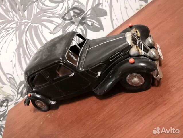 1:18 Citroen 11cv