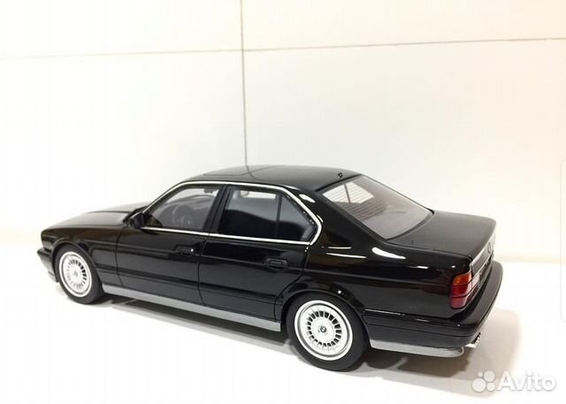 BMW M5 E34 (Начальная версия ) OttoMobile 1:18