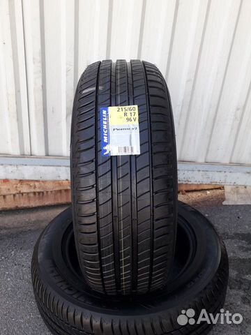 Продам 2 летние шины 215/60*17 Michelin