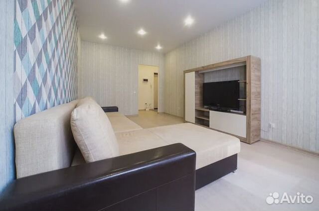 1-к квартира, 42 м², 2/18 эт. 1-к квартира, 42 м², 2/18 эт.
