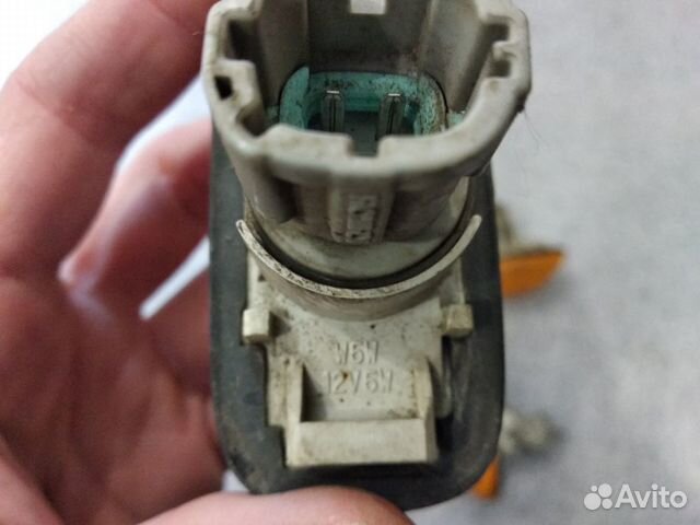 Боковой указатель поворота Nissan Almera N15