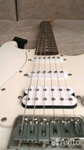 Электрогитара fender squier bullet strat