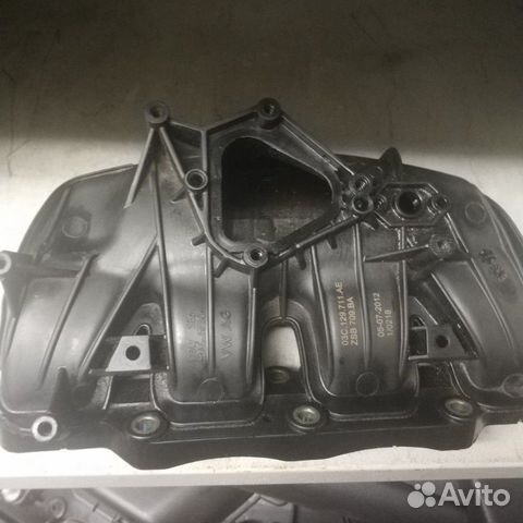 Впускной коллектор Volkswagen 1.4 tsi Впускной коллектор Volkswagen 1.4 tsi