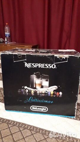 Кофемашина Nespresso DeLongi Lattissima +